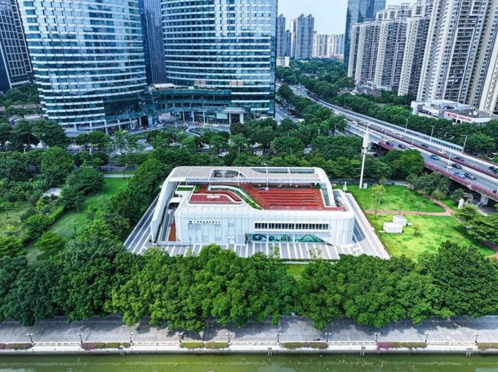 实探“最美变电站”!还测了“辐射”,结果有点意外……(4) 实探“最美变电站”!还测了“辐射”,结果有点意外……(4)