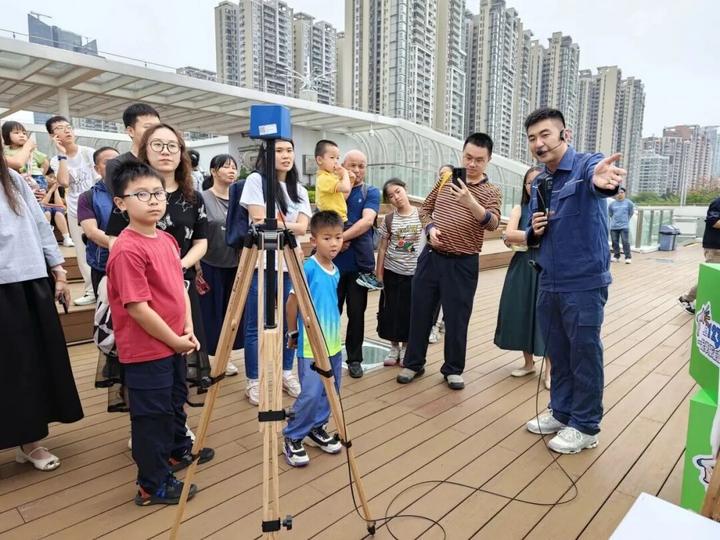 实探“最美变电站”!还测了“辐射”,结果有点意外……(2) 实探“最美变电站”!还测了“辐射”,结果有点意外……(2)