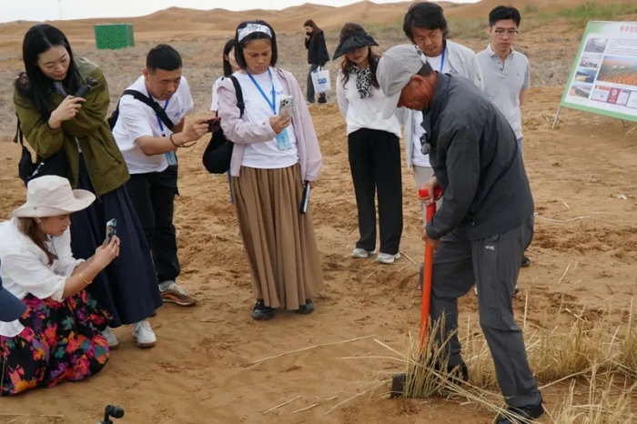 “辟谣侠”行走宁夏、甘肃两地,让网络谣言不攻自破