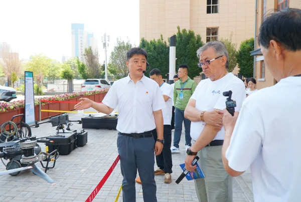 求真之旅｜电力无人机只是航拍玩具？这场求真辟谣打破刻板印象(4)