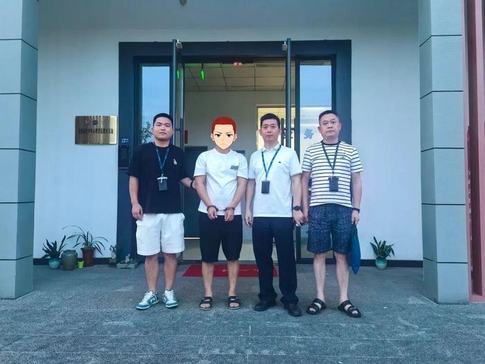 杭州警方：廖某某（男，35岁）被抓获，行拘7日(3)